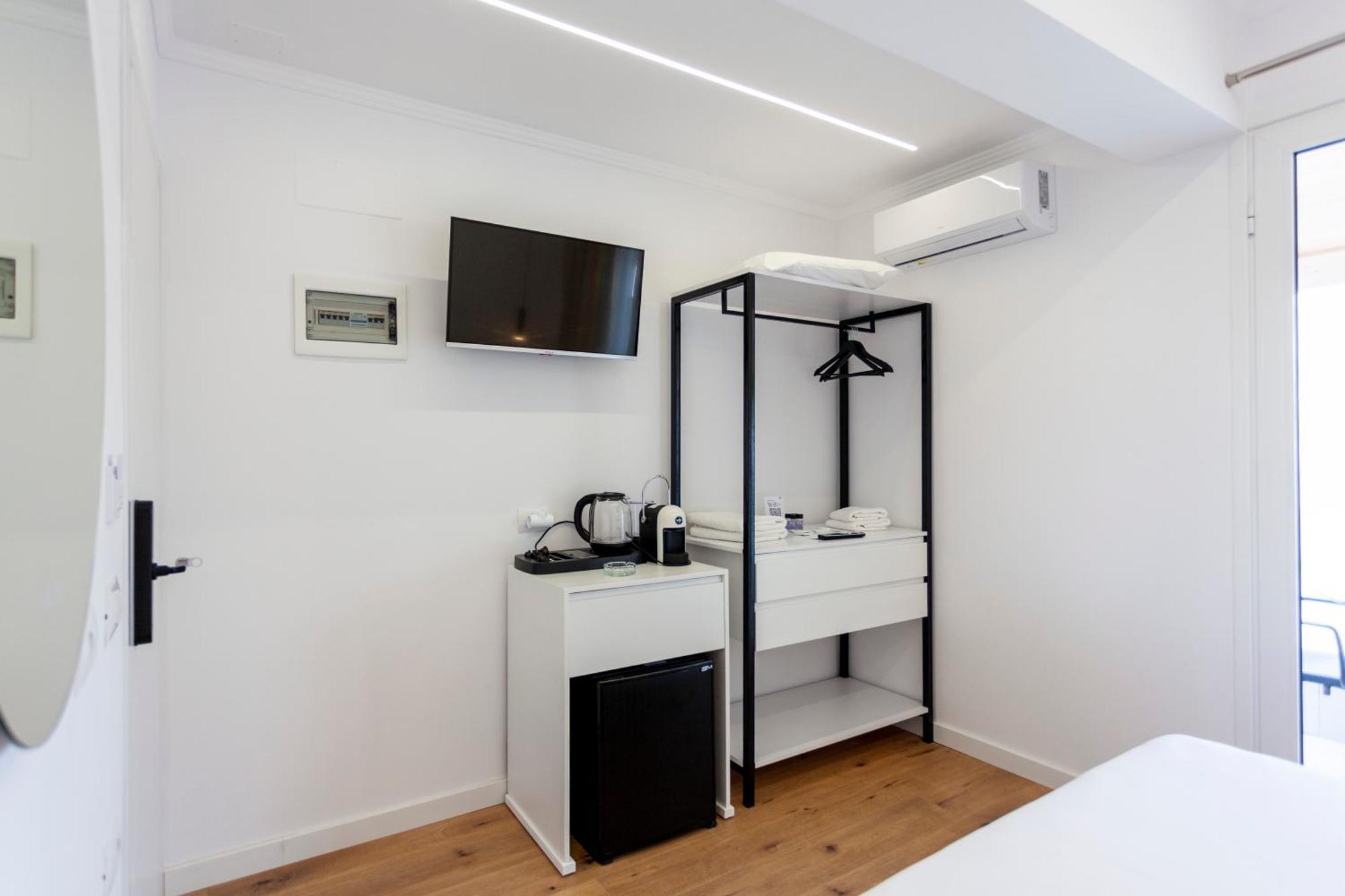 Ionio Rooms Himare Ngoại thất bức ảnh