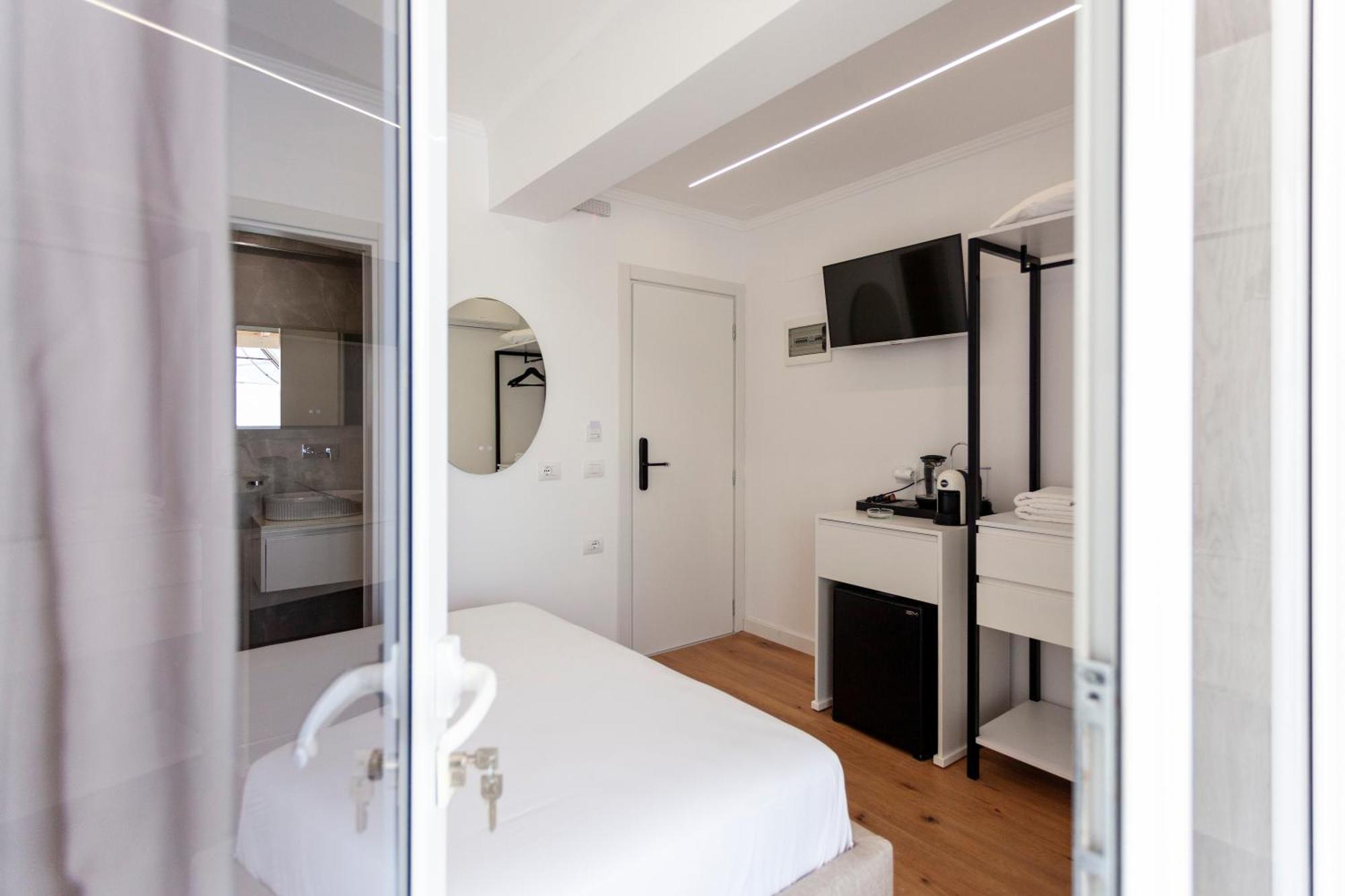 Ionio Rooms Himare Ngoại thất bức ảnh