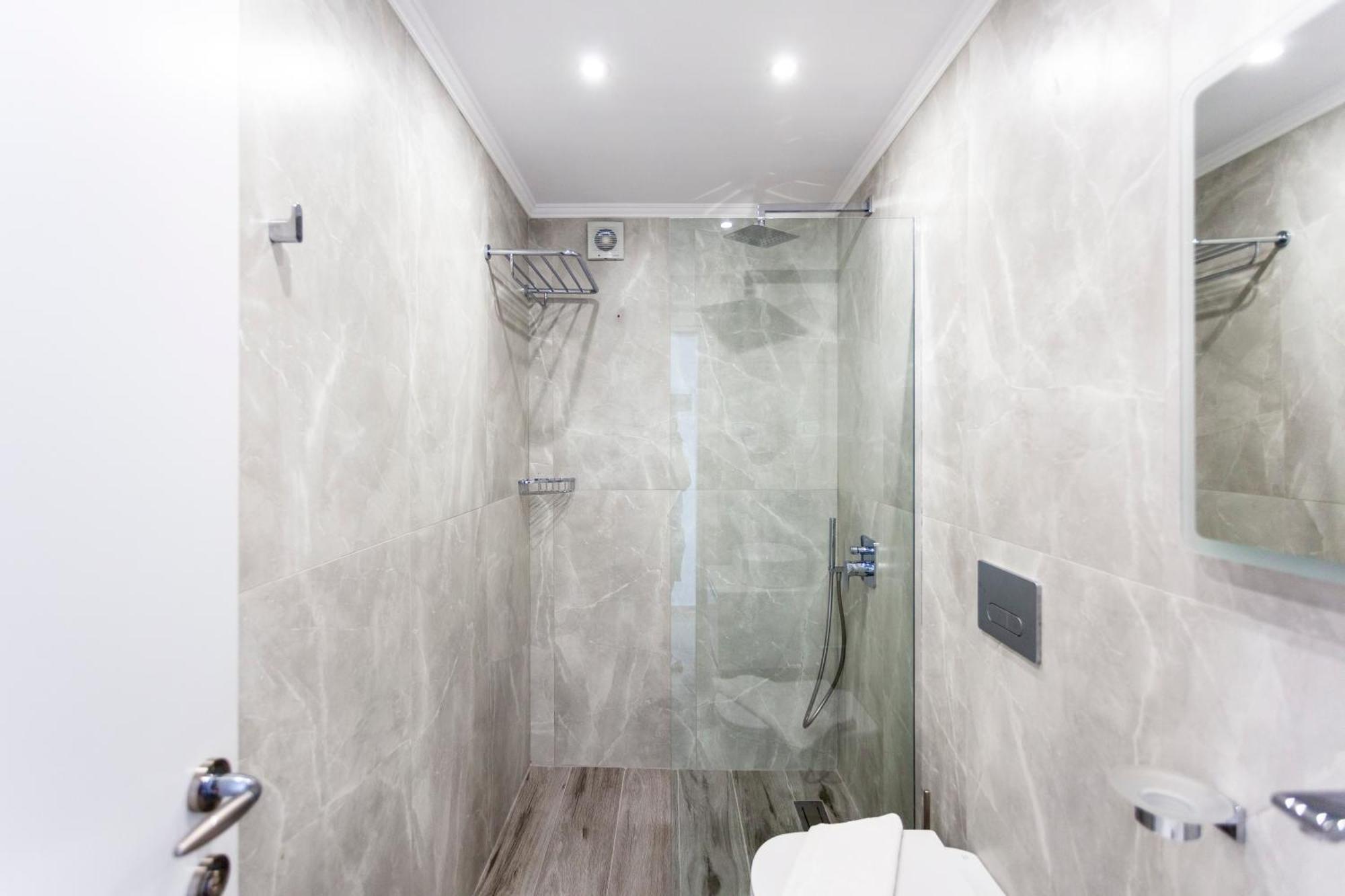 Ionio Rooms Himare Ngoại thất bức ảnh