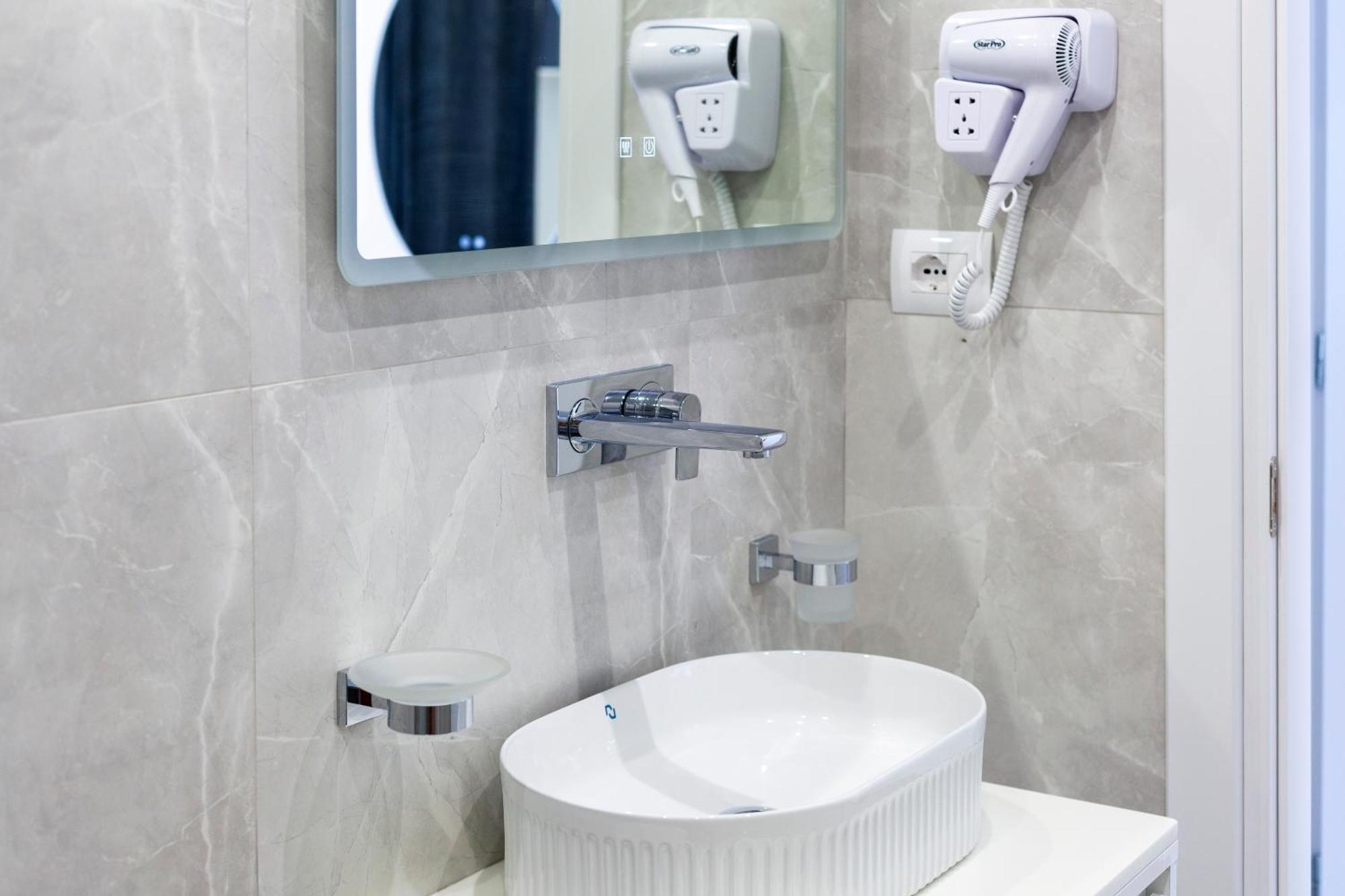 Ionio Rooms Himare Ngoại thất bức ảnh