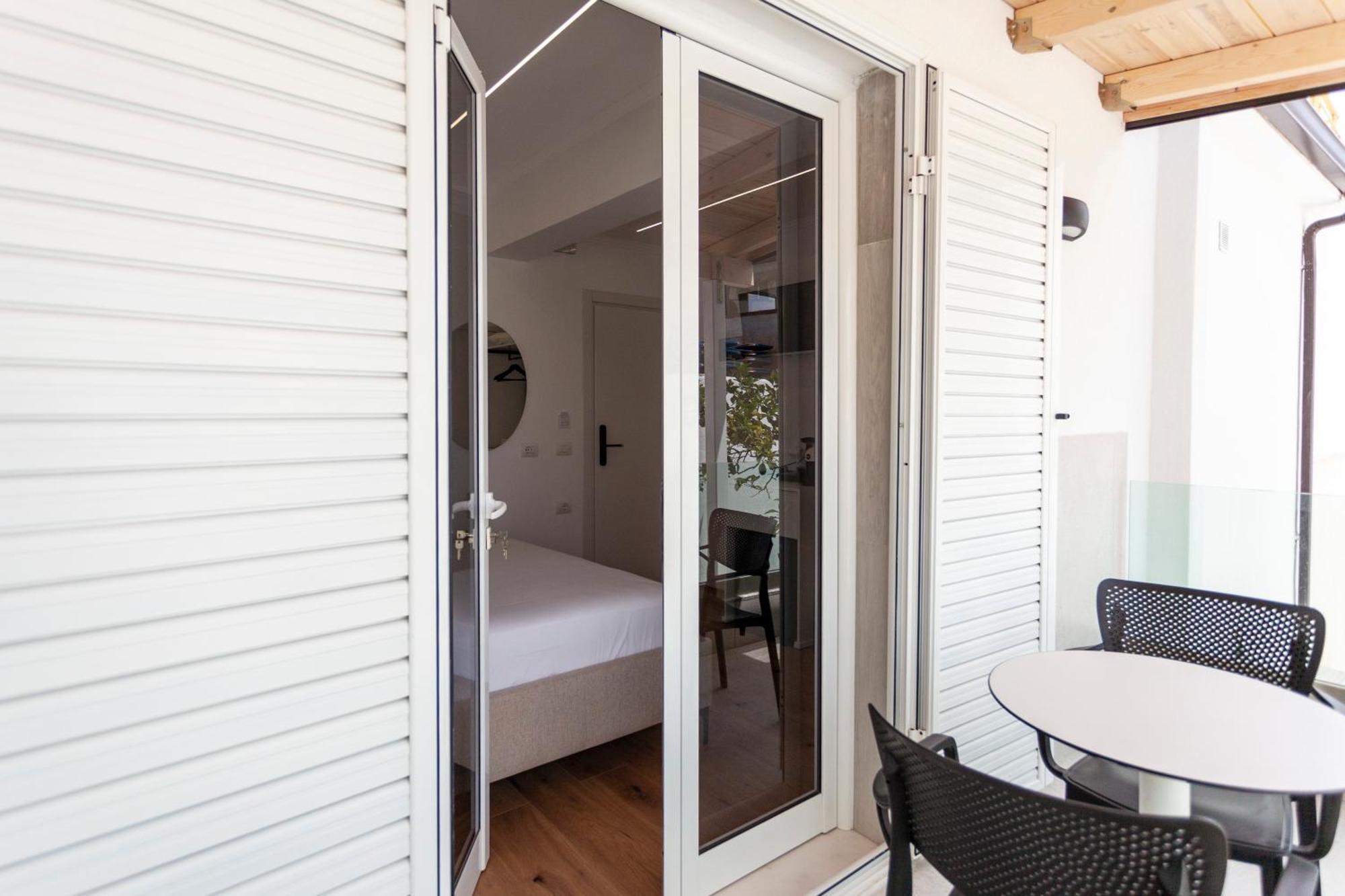 Ionio Rooms Himare Ngoại thất bức ảnh