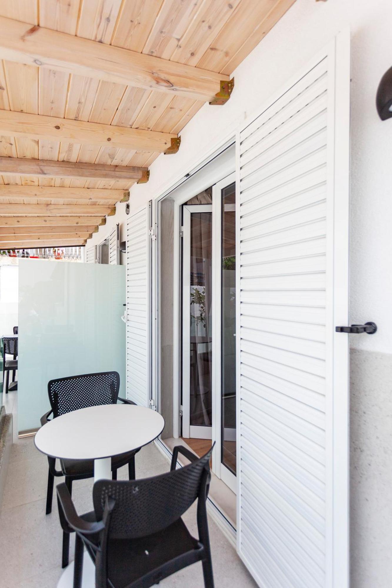 Ionio Rooms Himare Ngoại thất bức ảnh